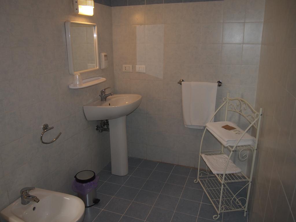 Affittacamere La Spezia Inn Buitenkant foto